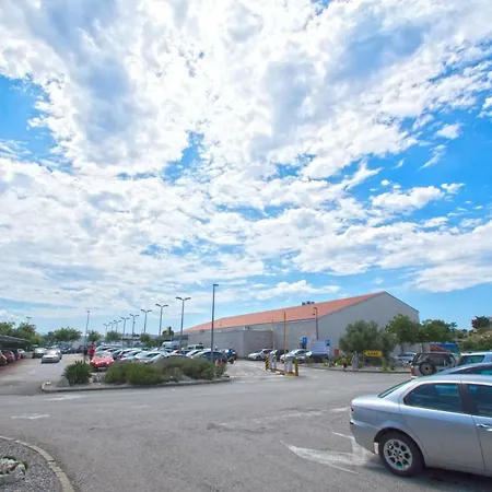 Vito * 诺维·维诺多尔斯基